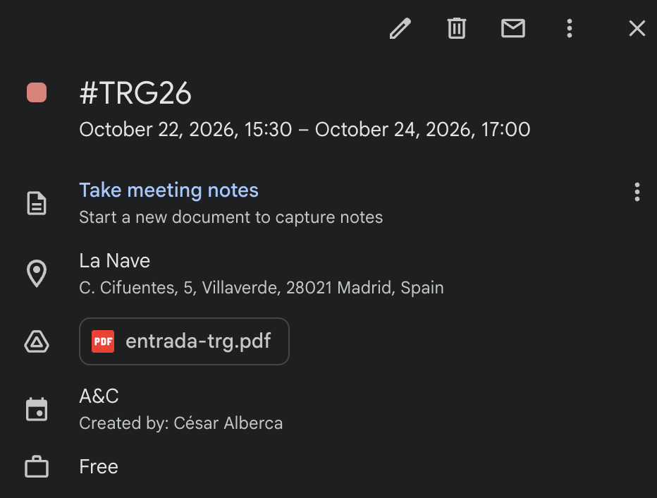 Un evento de Google Calendar con un documento adjunto